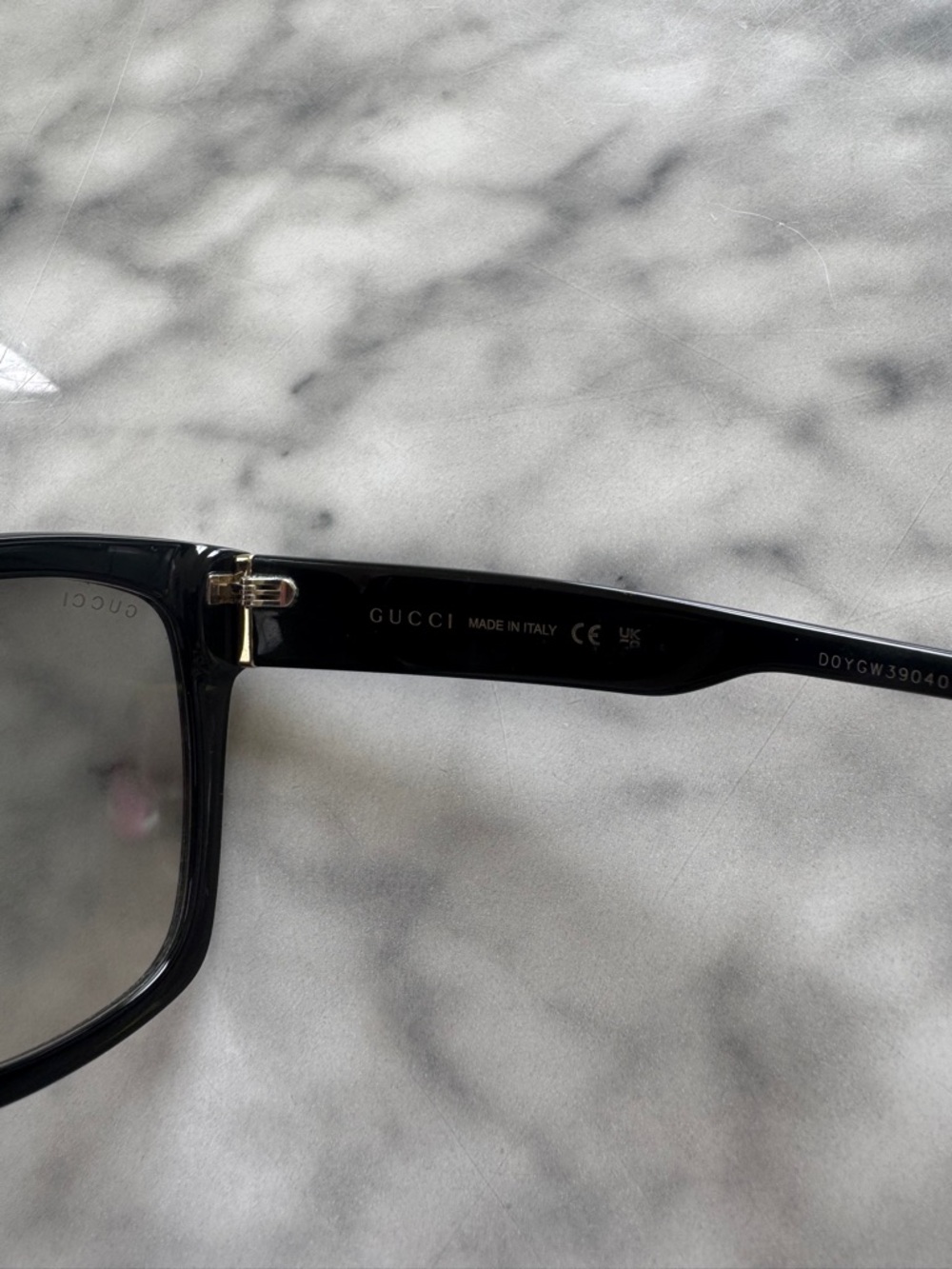Gucci Black Sunglasses with Hard Shell Case - Picture 5 of 10